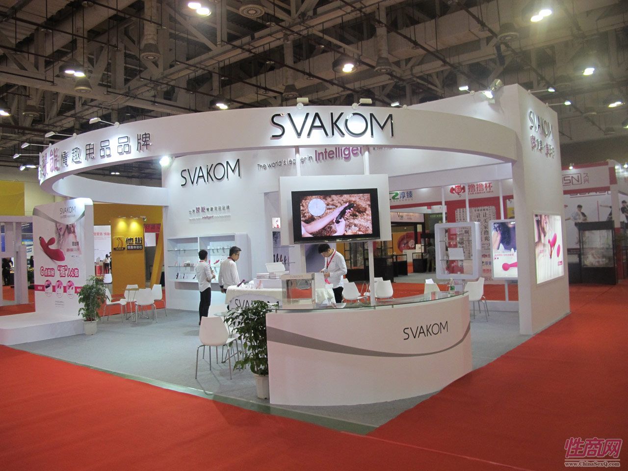 SVAKOMչ^